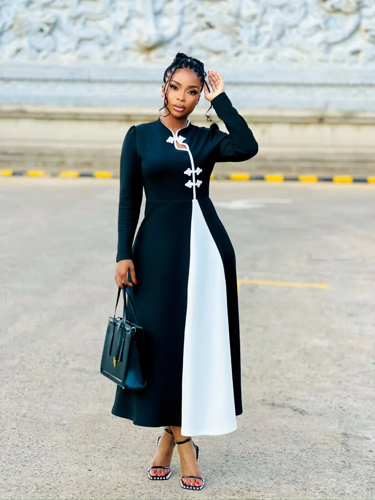 Noir Contrast Maxi from the collection
